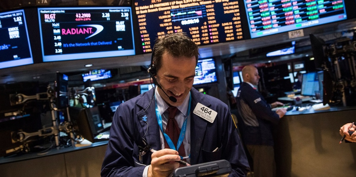 الأسهم الأوروبية ترتفع لأعلى مستوى في 5 أسابيع بدعم من قطاعي النفط والتجزئة‎