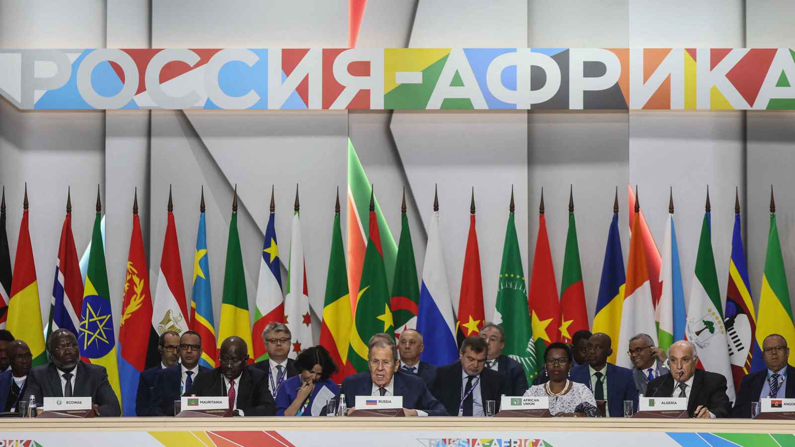 بعد أوكرانيا.. هل يتقاسم ترامب وبوتين المصالح في أفريقيا؟