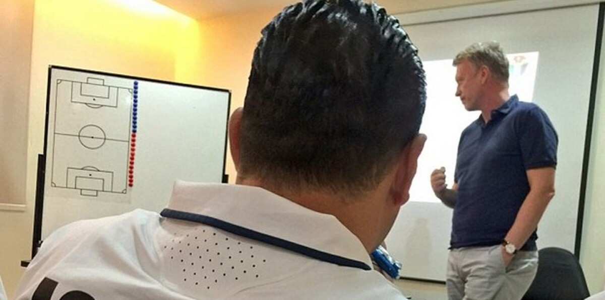 ديفيد مويس ينقل خبراته للأردن (صور)