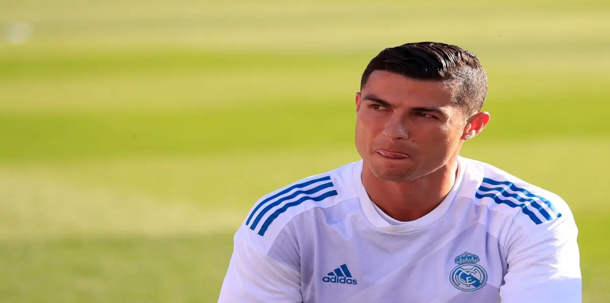 شاب سعودي يُطلق زوجته بسبب كريستيانو رونالدو.. تعرف على التفاصيل