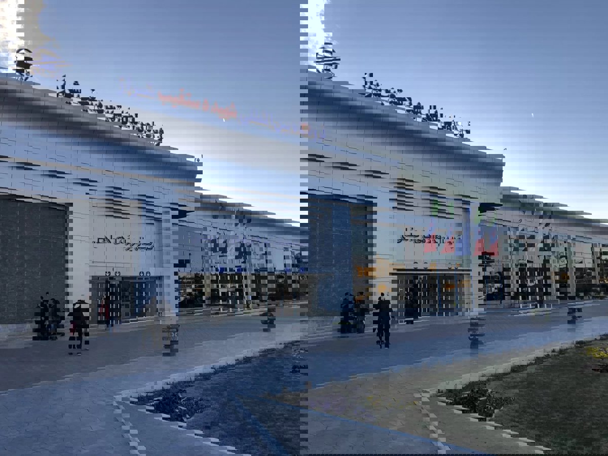 سماع دوي انفجار في شيراز وسط أنباء عن سقوط مروحية 