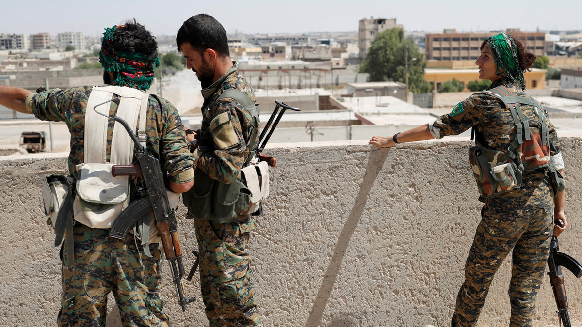 بعد انسحاب أمريكا.. أكراد سوريا قد لا يحتفظون بسجناء داعش وسط مخاوف أوروبية