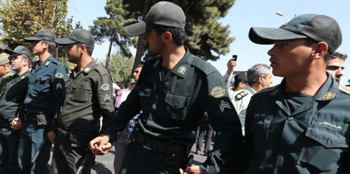 إيران.. عصابة تسرق الناس بذريعة البحث عن عناصر داعش