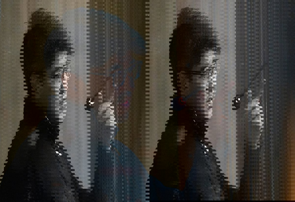 اتهام وزير الاقتصاد الكازاخستاني السابق بقتل زوجته.. وفيديو يوثق الجريمة  