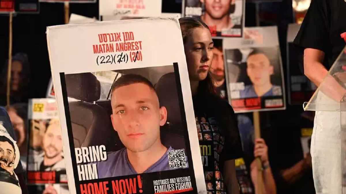 تحذير استخباراتي لعائلة جندي إسرائيلي من استهداف موقعه في غزة