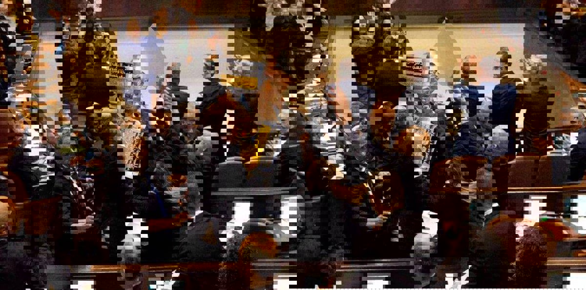 المعارضة الإسرائيلية تشن هجومًا على نواب "الكنيست" العرب