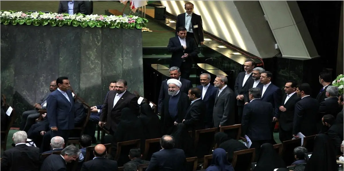 خلال مراسم تنصيبه.. روحاني: نمد يد الصداقة لكل دول الجوار‎