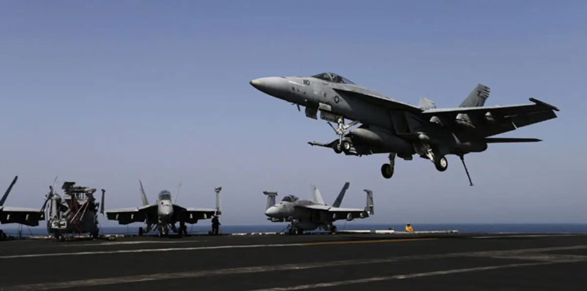 مصر تمدد مشاركتها العسكرية في اليمن لعام إضافي