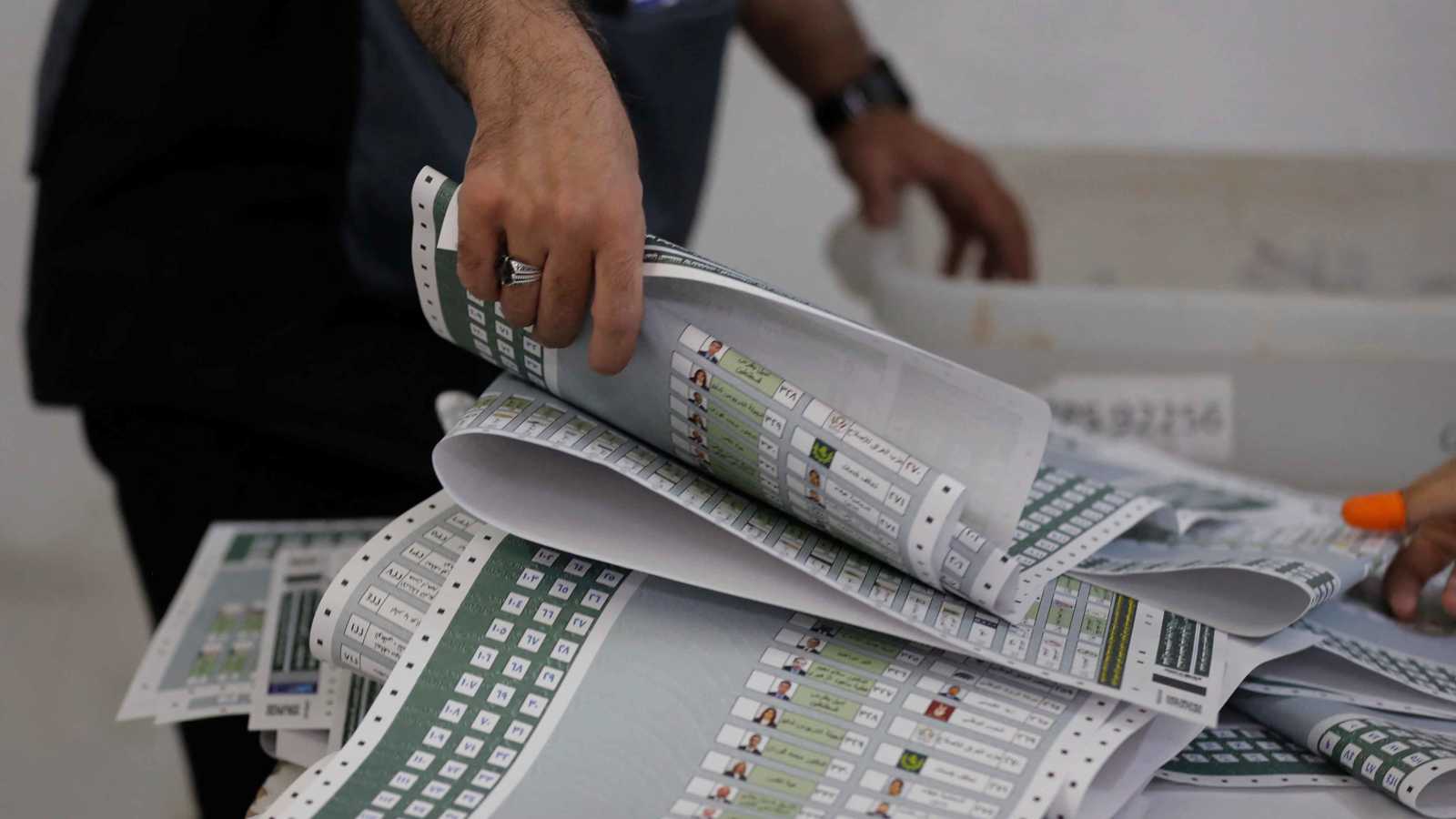 فضيحة تهز العراق.. ميليشيا تستقطب أصوات المئات مقابل تعيينهم في "الحشد"