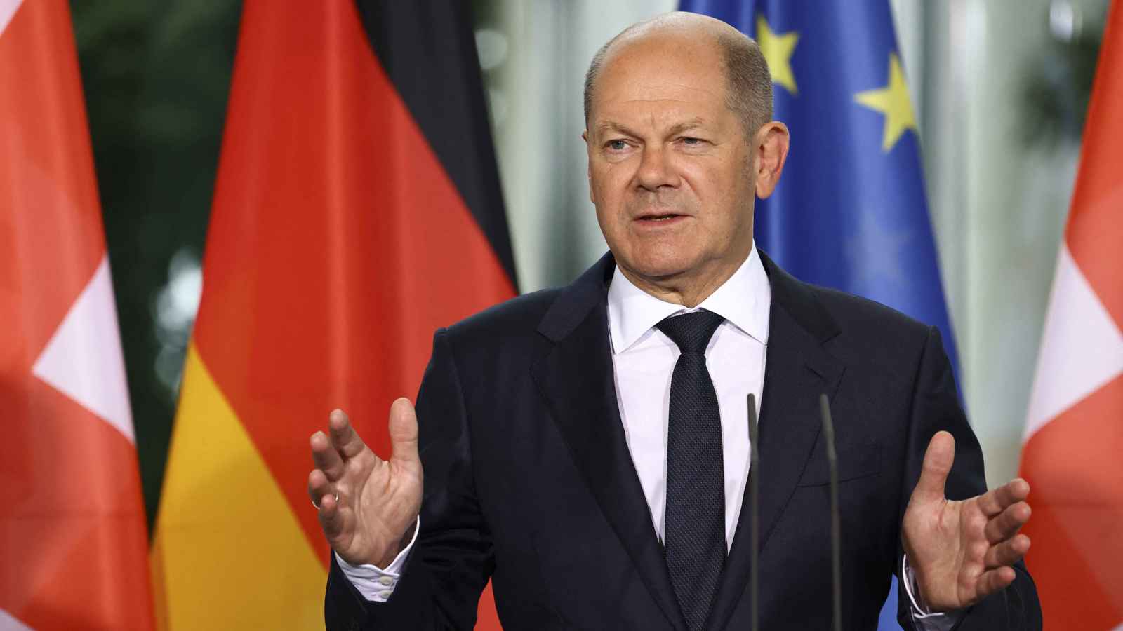 "بعد إذن" الشركاء.. شولتس يعتزم التواصل مع بوتين