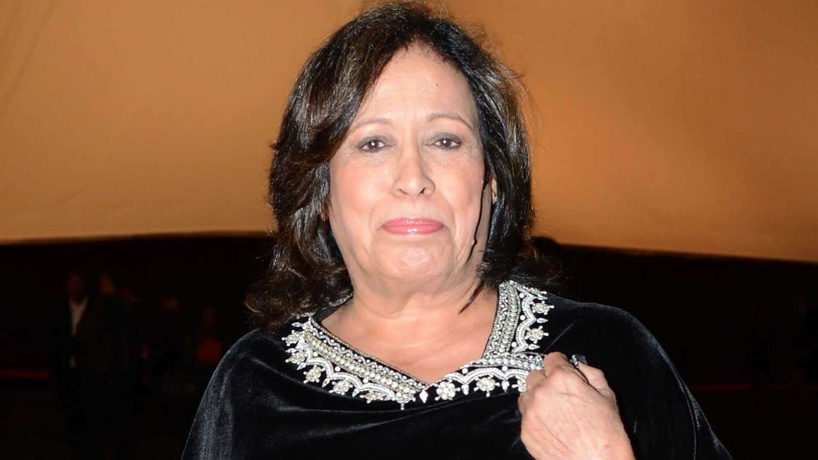 أرسل لها باقة ورد.. ولي العهد الكويتي يطمئن على صحة حياة الفهد