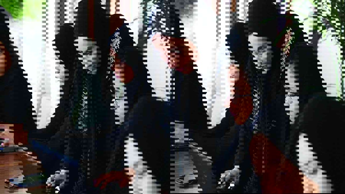 الكويتيات العازبات يشتكين المعاملة المهينة وحرمان ممارسة حقوقهن