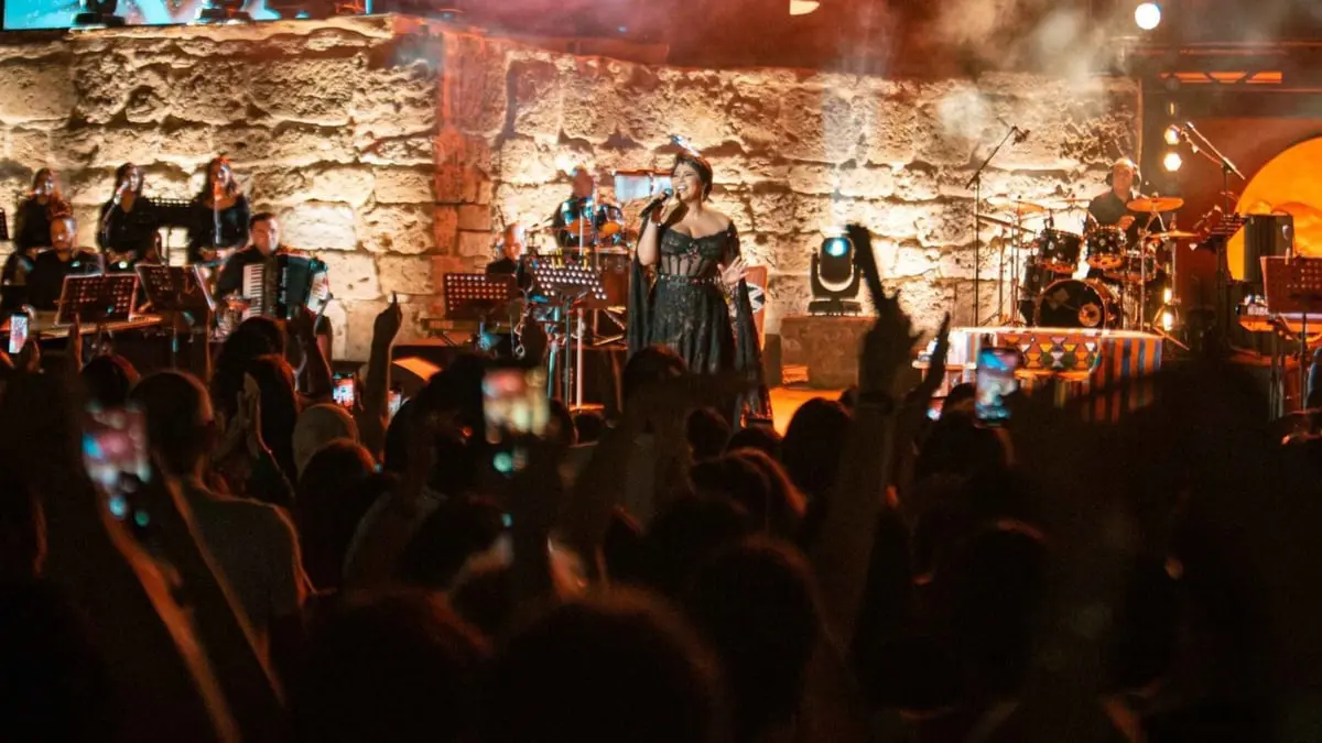 بعد الانتقادات المتصاعدة.. هل فقد مهرجان قرطاج الدولي بريقه؟