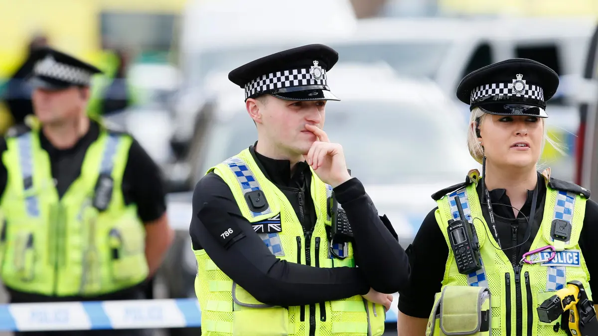 اعتقال مسلح حاول طعن شرطية جنوب لندن