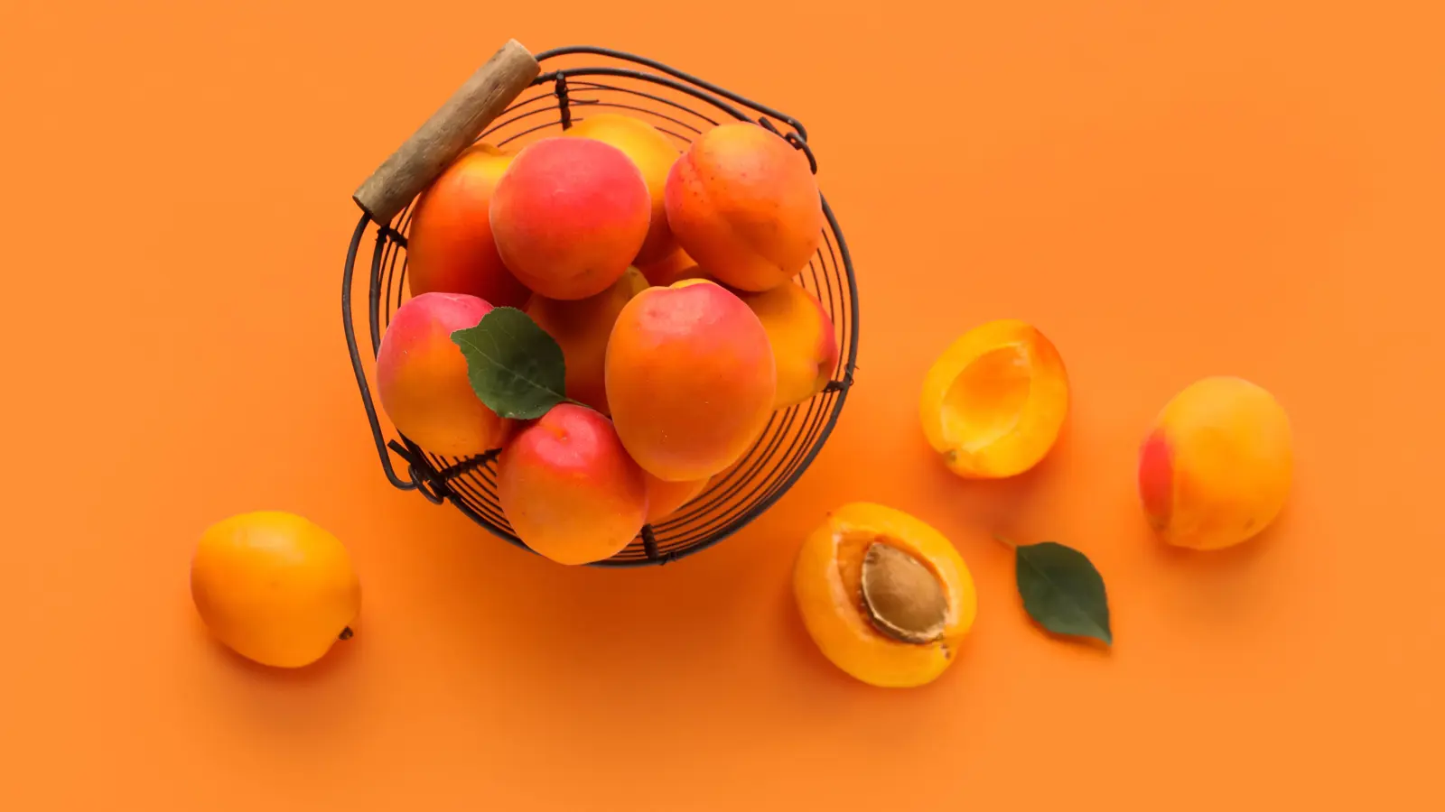 إحداها المشمش.. فواكه غنية بالبوتاسيوم تعزز صحتك العامة