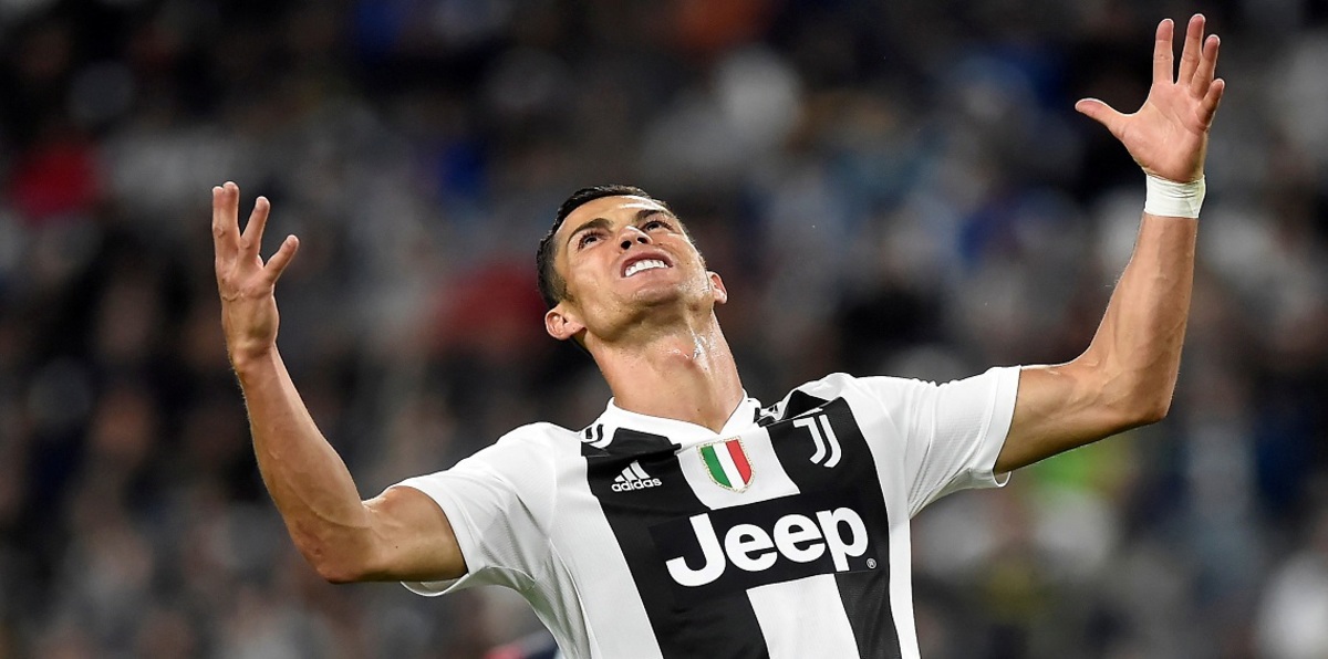 كريستيانو رونالدو يستعد لمعركة قضائية مع صحيفة ألمانية