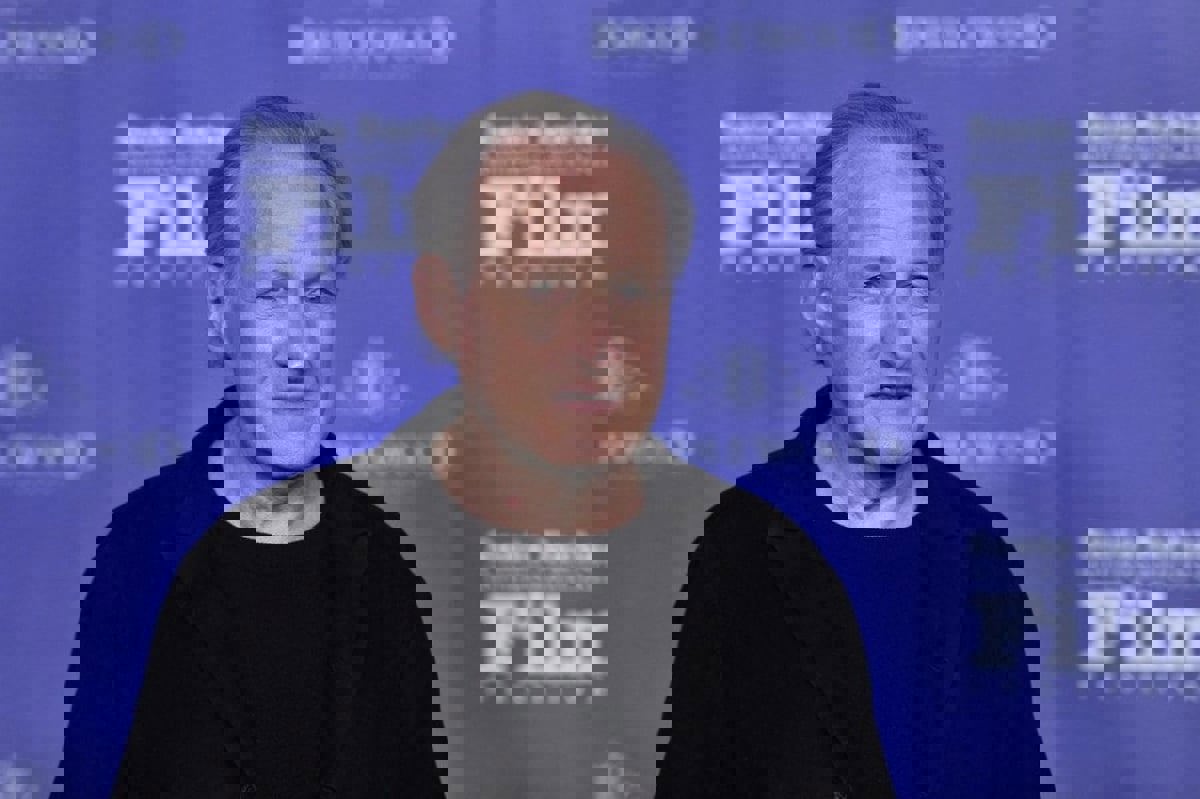 فيلم "فيراري" منعطف جديد في مسيرة مخرجه مايكل مان
