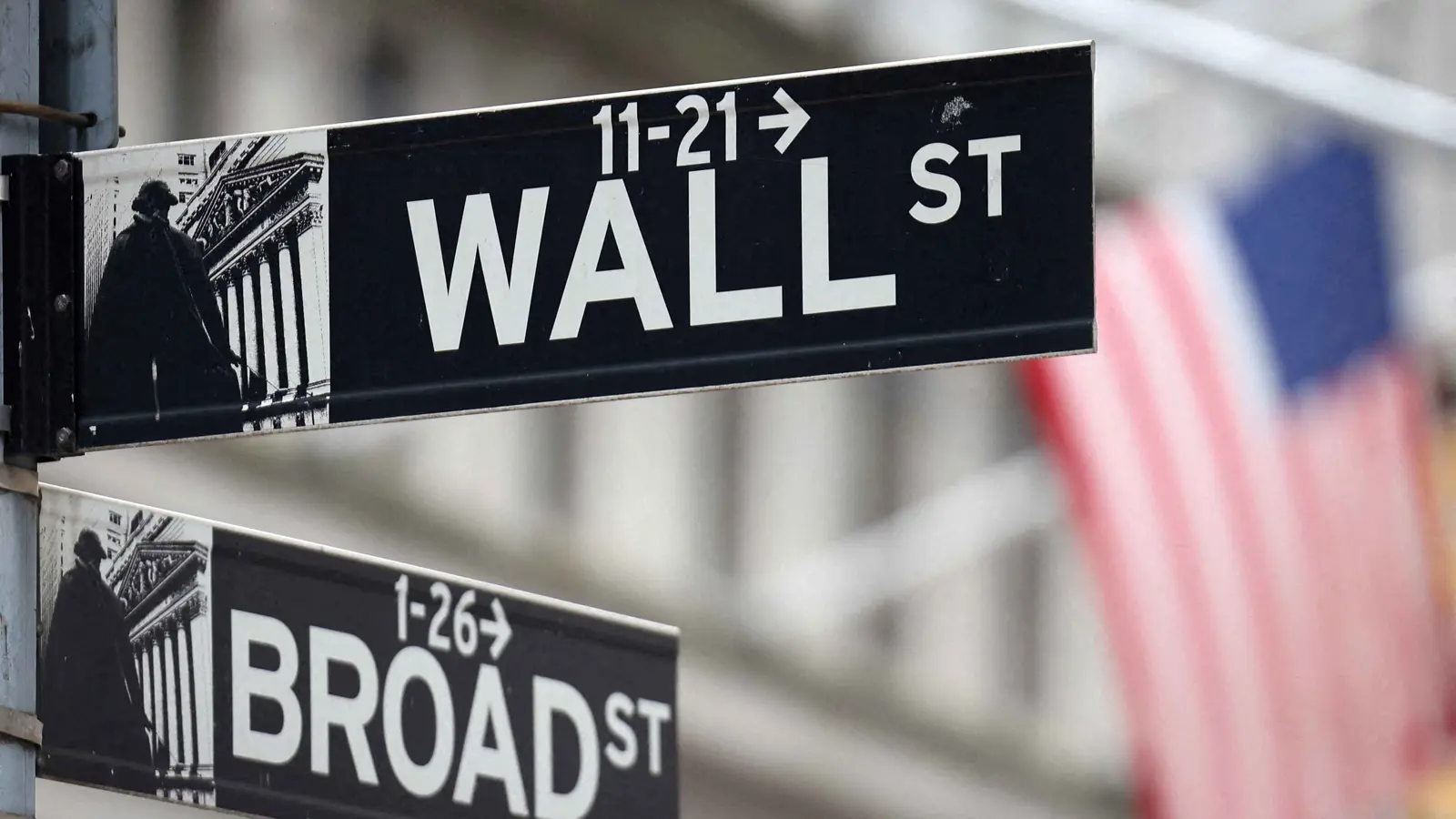 "وول ستريت" تحقق مكاسب بعد اطمئنان المستثمرين إزاء أوامر ترامب