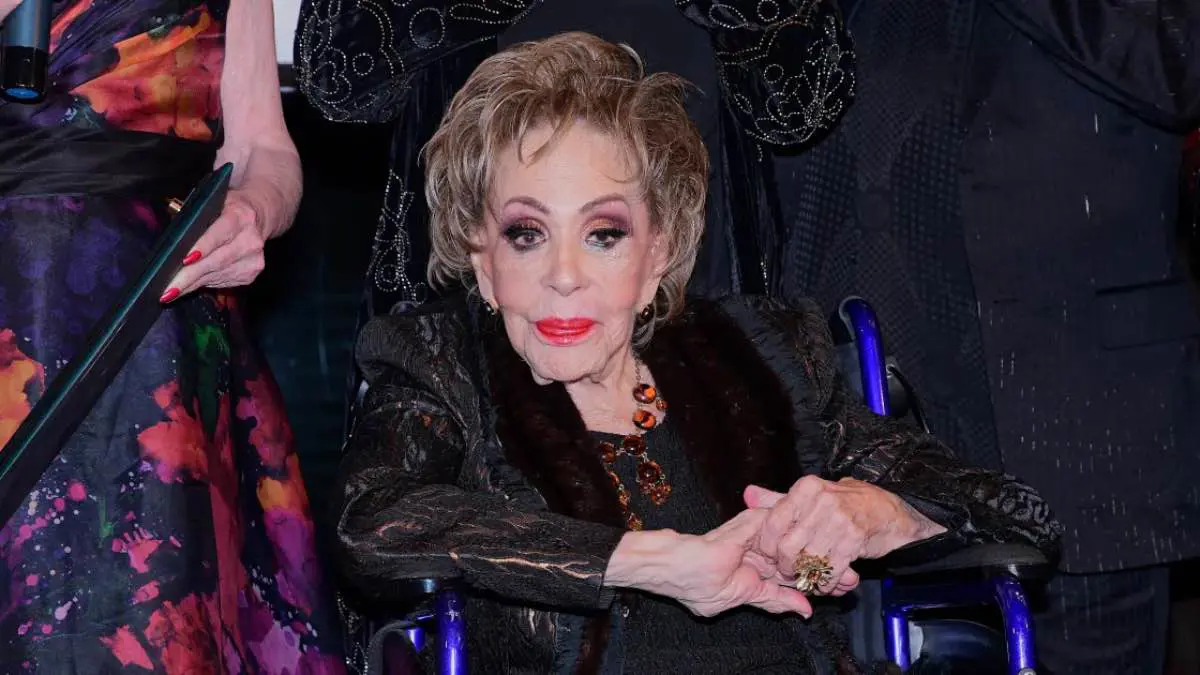 رحيل أيقونة العصر الذهبي للسينما المكسيكية سيلفيا بينال