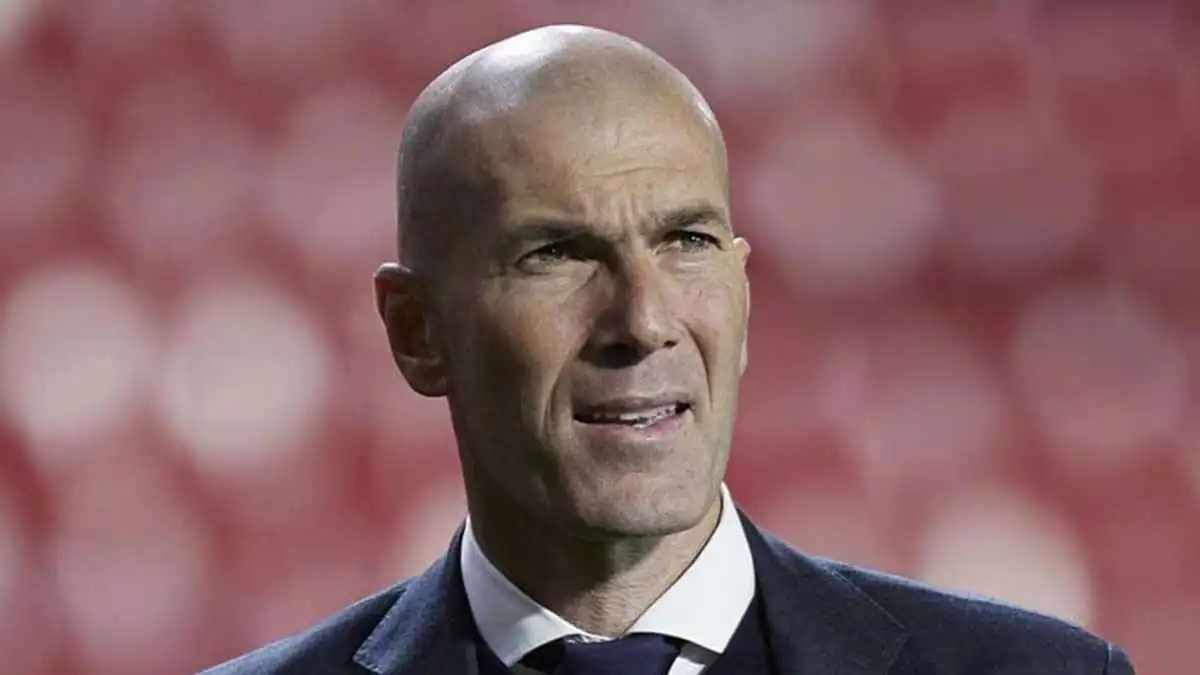 من هم مساعدو زيدان في منتخب فرنسا؟