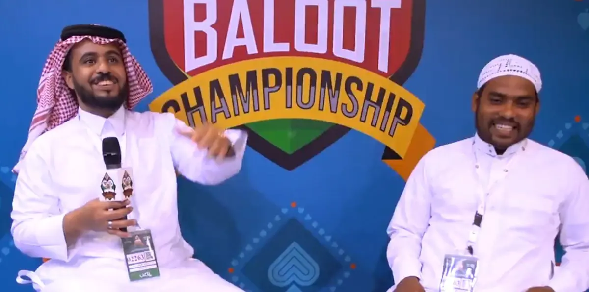 وافد بنغالي يتقدم في بطولة البلوت في السعودية (فيديو)