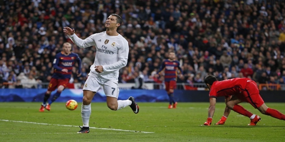 الكلاسيكو النقطة السوداء لرونالدو وفلورنتينو بيريز