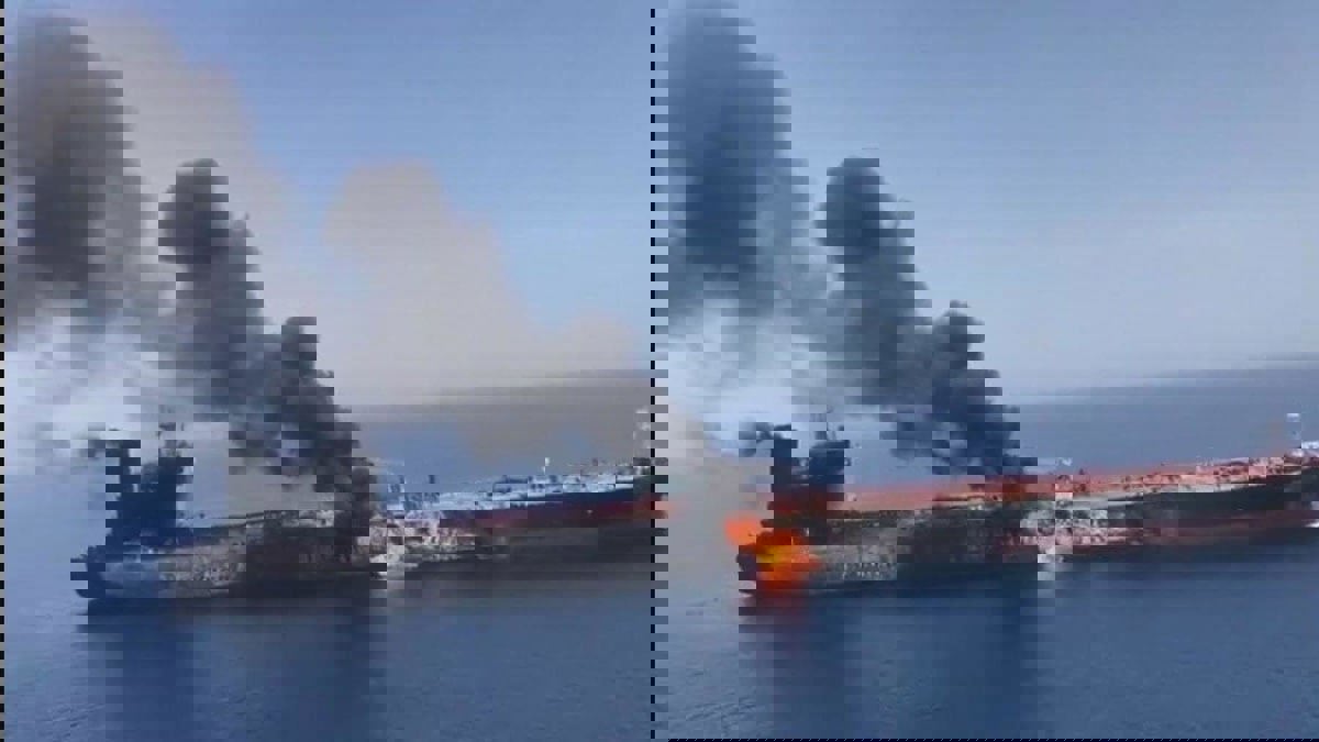 بكين تدعو إلى الحوار بعد الهجومين على ناقلتي النفط في بحر عُمان