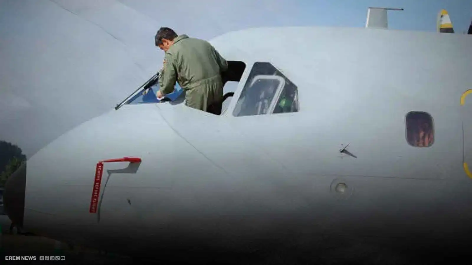 كيف تمنح المشروبات الغازية الطيارين رؤية أوضح؟ (فيديو إرم)