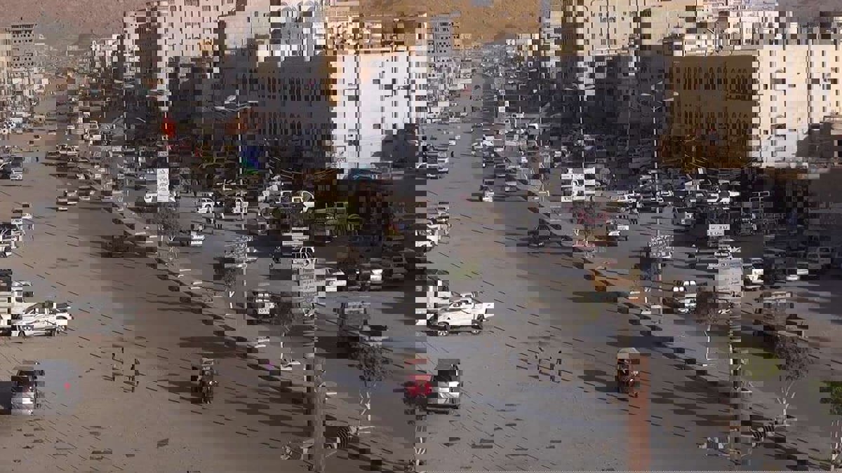 شبوة.. عودة الهدوء إلى عتق بعد دحر القوات الموالية لحزب الإصلاح