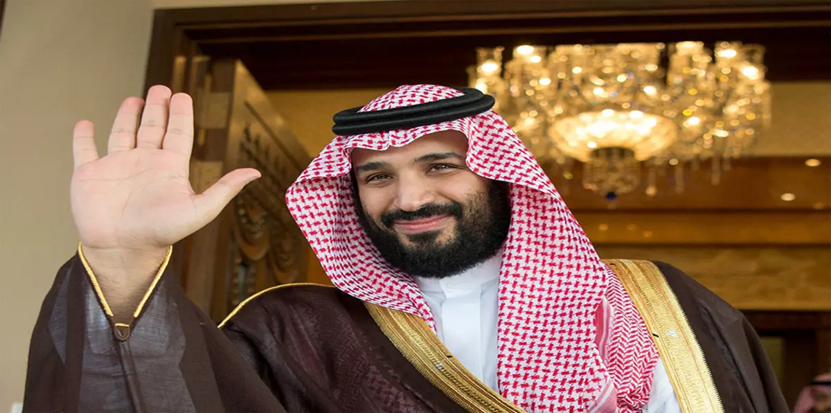 صور وتفاصيل جديدة للقاء محمد بن سلمان وشباب في العلا
