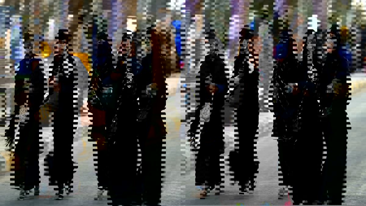 بعد دعمها إسقاط الولاية عن السعوديات.. رانيا يوسف تتسبب بجدل واسع بالسعودية