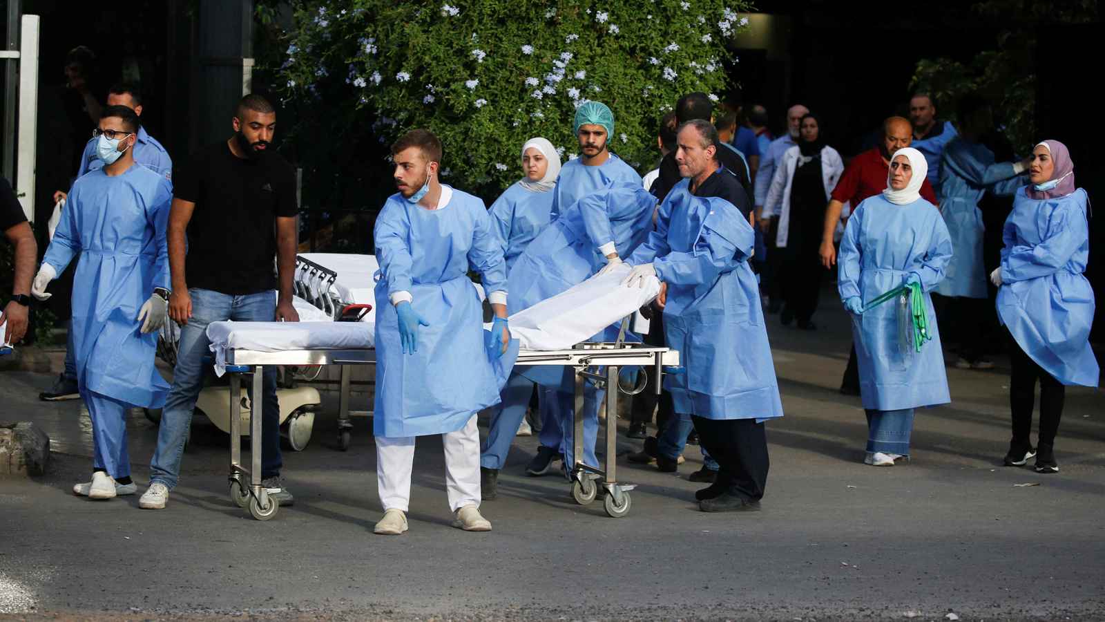 لبنان.. انهيار مبنيين في الضاحية الجنوبية إثر الغارة الإسرائيلية