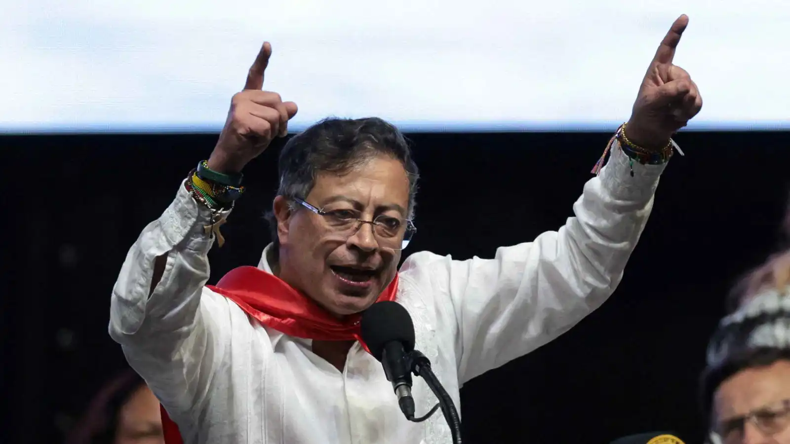 بذريعة المخدرات.. هل يشن ترامب حرباً سياسية على الرئيس الكولومبي؟