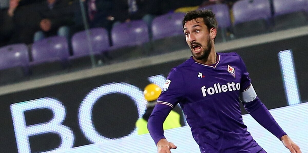 فيورنتينا وكالياري يمنعان استخدام القميص رقم 13 تكريمًا لديفيد أستوري