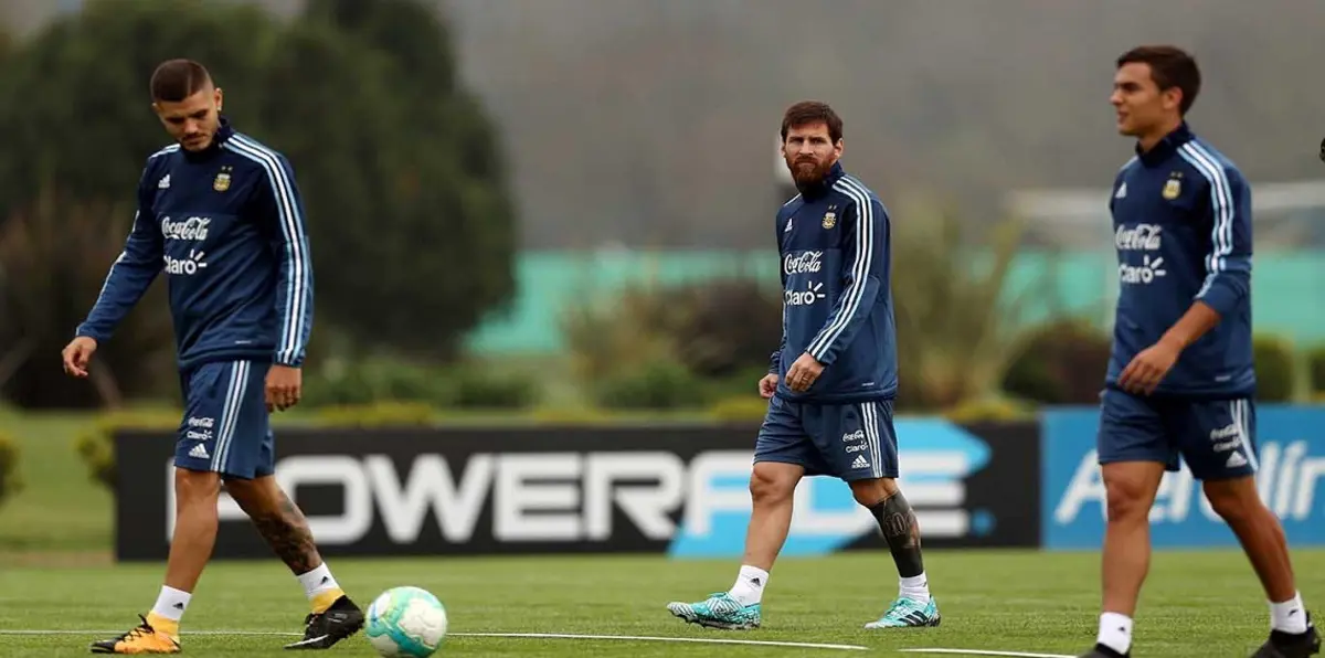 سامباولي: مشاركة ديبالا وإيكاردي مع الأرجنتين في مونديال 2018 غير مضمونة