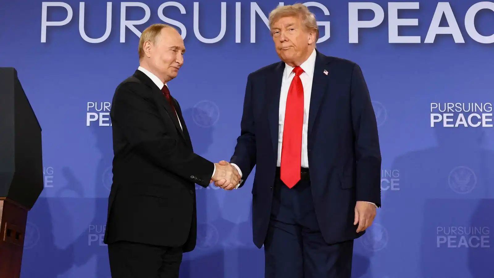 بعد قمة ترامب وبوتين.. لقاء أمريكي روسي مرتقب لتطبيع العلاقات