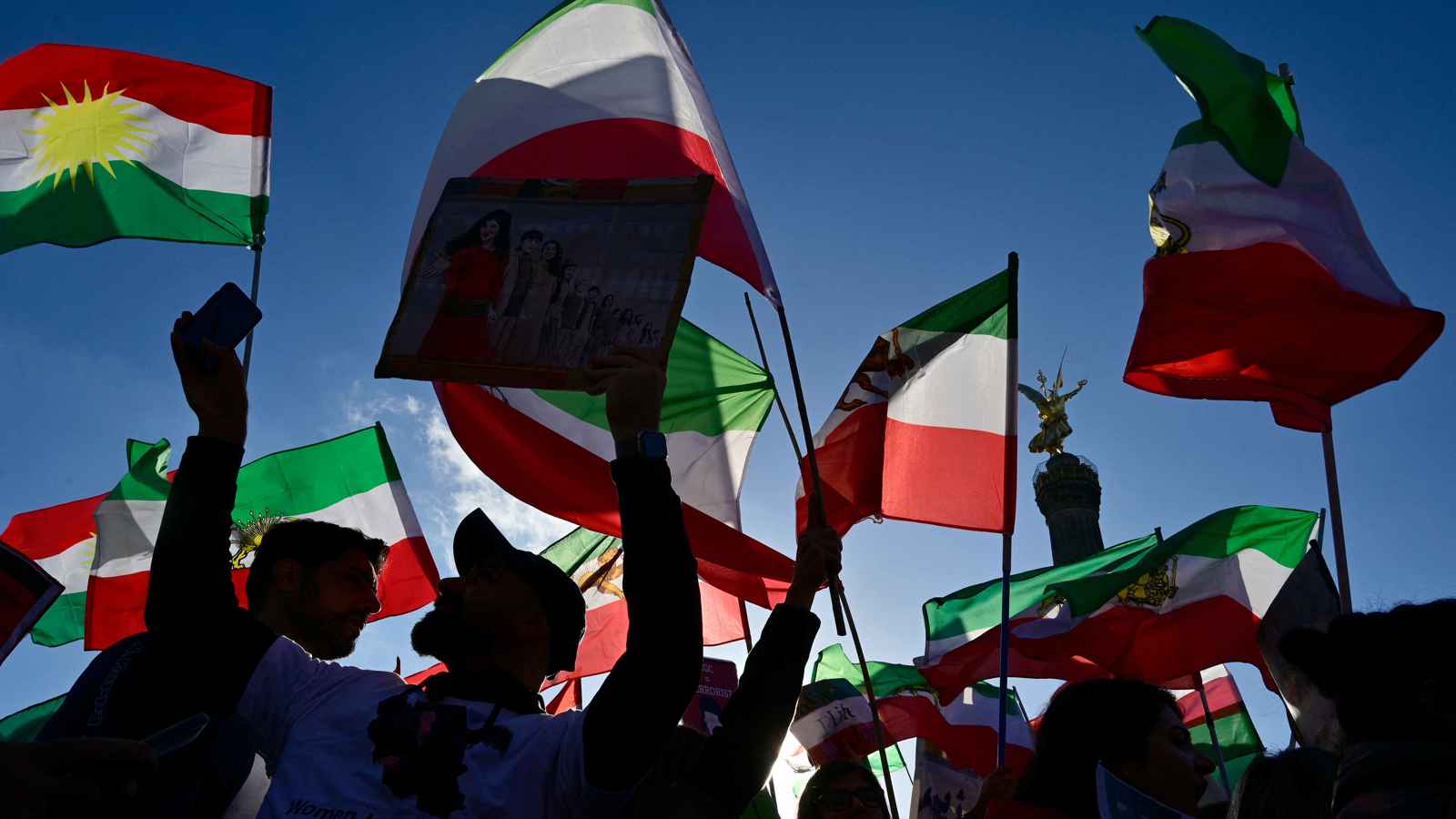 رغم هشاشة الداخل.. المعارضة الكردية الإيرانية لم تنخرط بالتصعيد