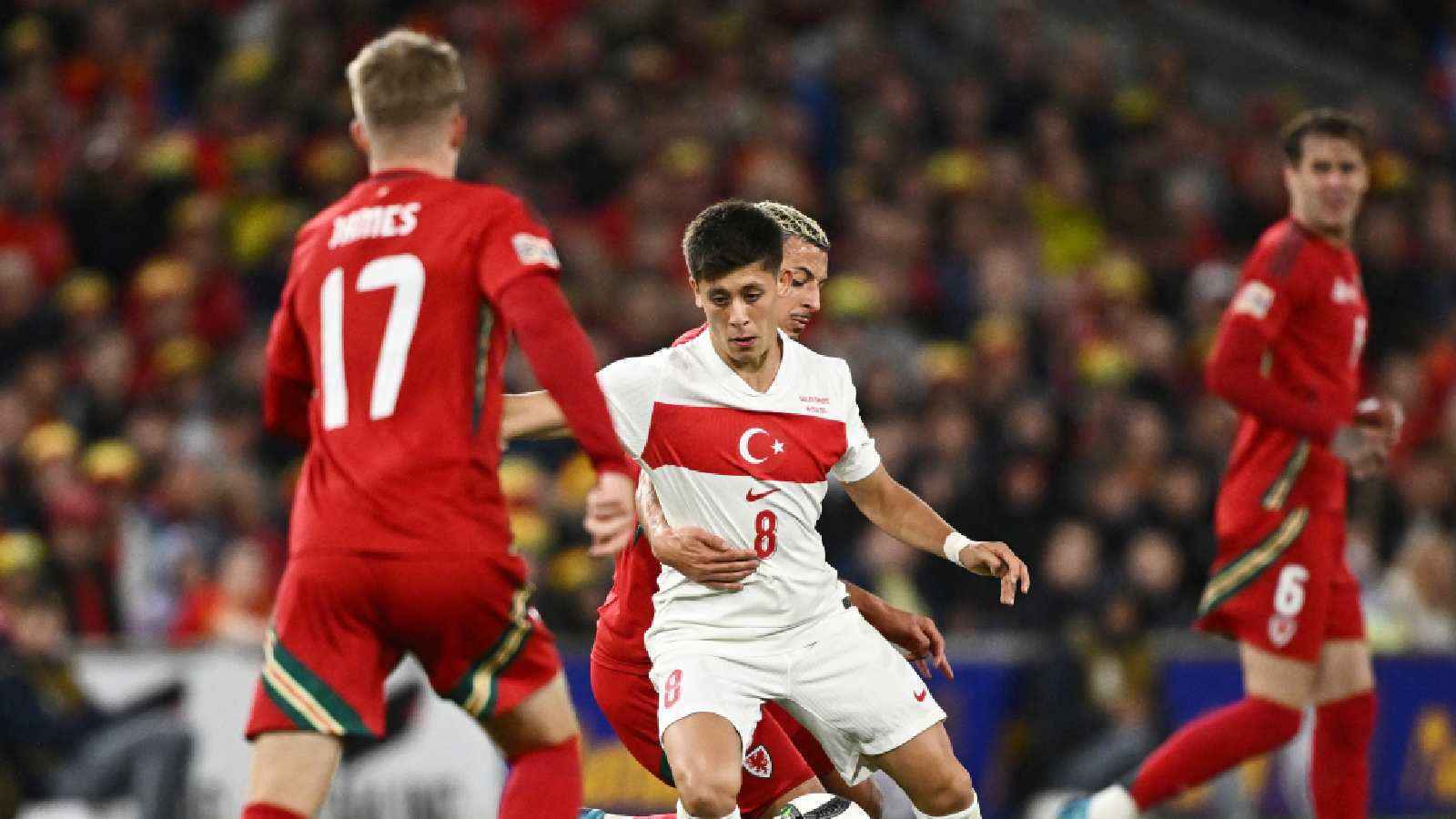 "غولر" ينهي صيامه مع منتخب تركيا (فيديو)