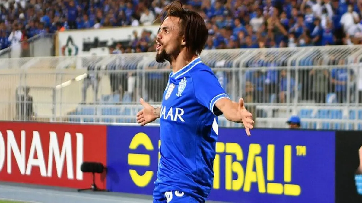 كورينثيانز وساو باولو مهتمان بالتعاقد مع ميشيل من الهلال السعودي