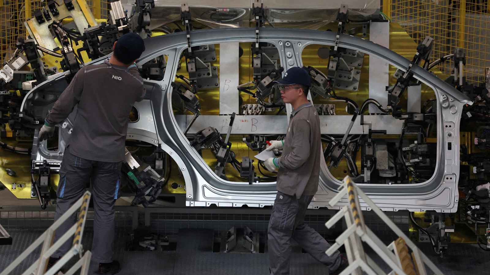 الحرب التجارية بين أمريكا والصين تهدد بانهيار الاقتصاد العالمي