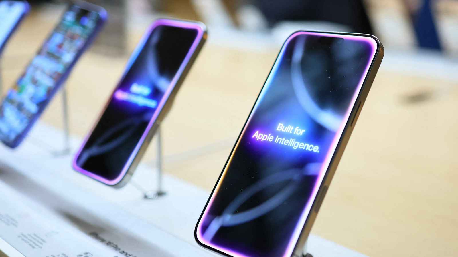 وداعًا سيري.. تغيير تاريخي في آيفون ونظام "iOS"