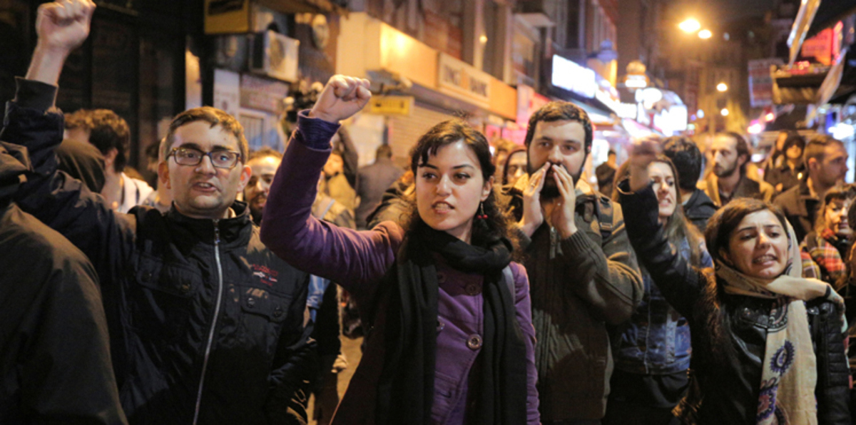 المفوضية الأوروبية تدعو تركيا للسعي إلى توافق وطني