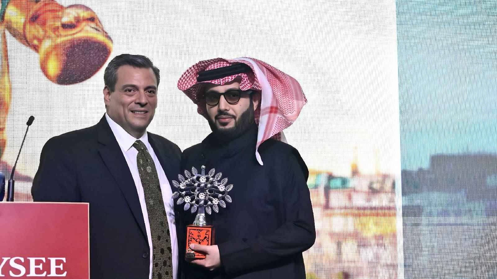 "رجل العام".. تركي آل الشيخ يحصد جائزة جديدة