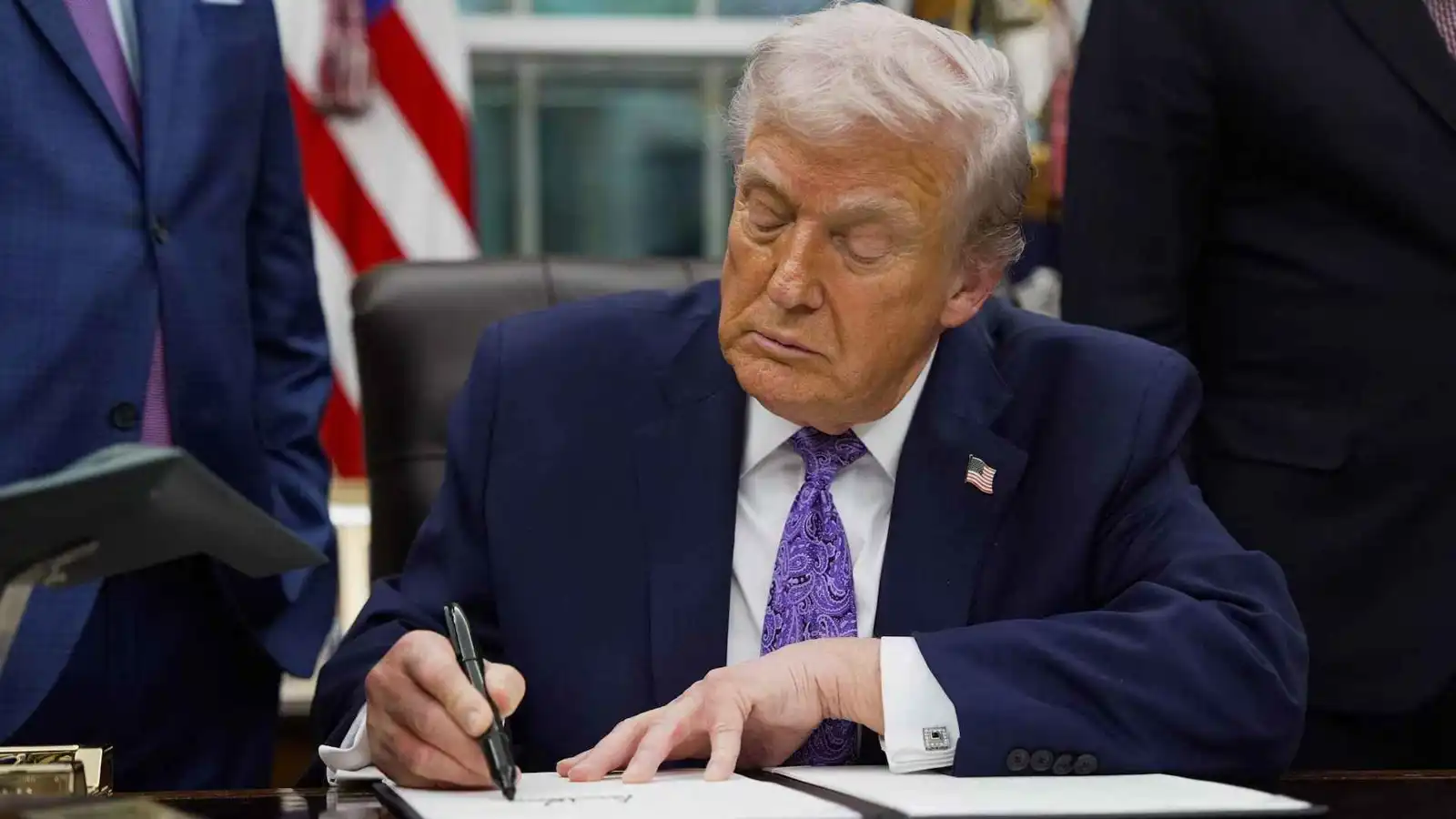 بحجة "التدخل الصيني".. وثيقة من 17 صفحة قد تغيّر قواعد الانتخابات الأمريكية