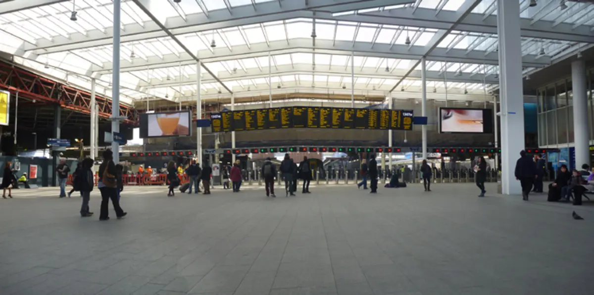 الشرطة: الواقعة التي أدت إلى إغلاق محطة لندن بريدج لم تكن مريبة