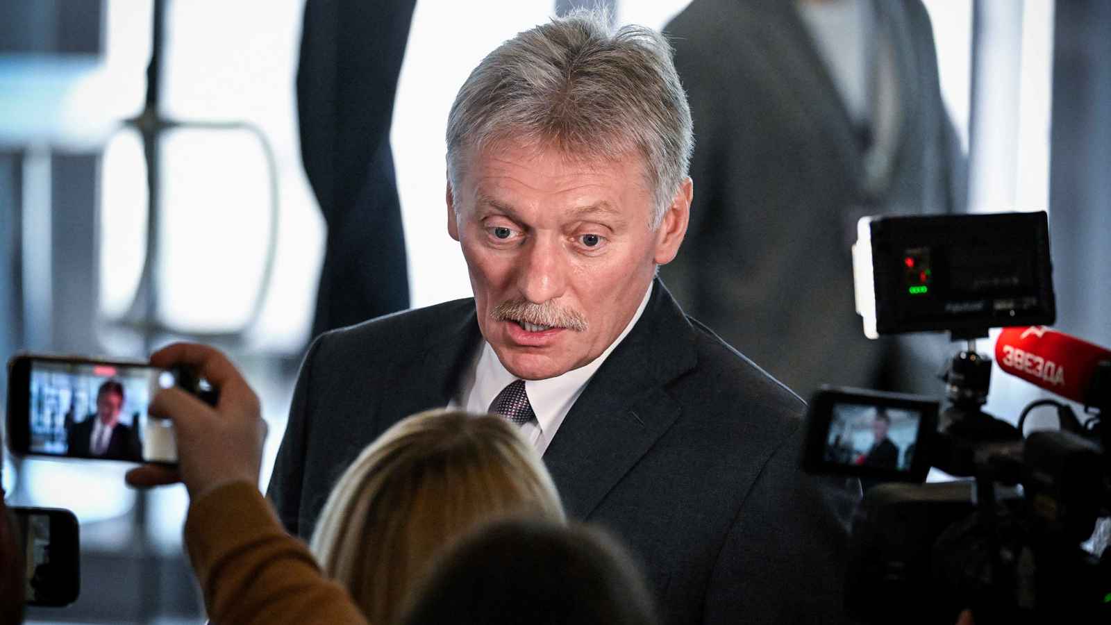 الكرملين: العمل على التسوية مع أوكرانيا مستمر "سرّيا"