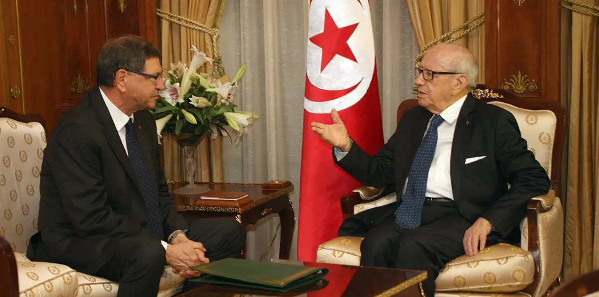 الرئيس التونسي يعيّن رئيس حكومة سابق مستشارًا خاصًا له