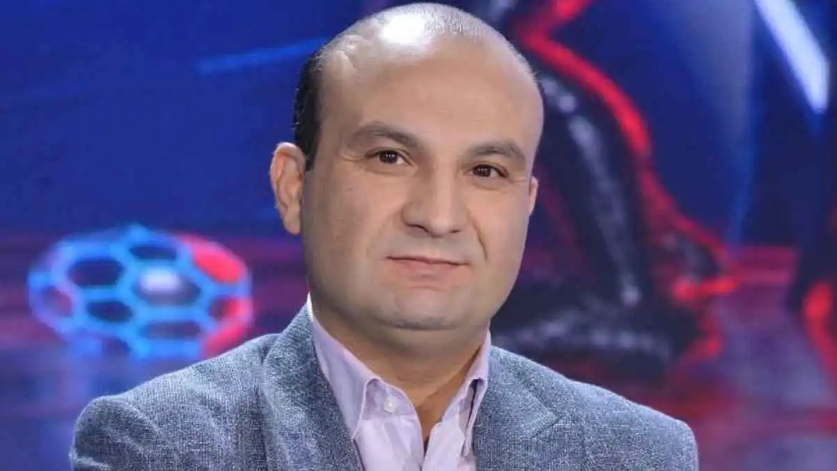 بعد هجوم غاضب من المشجعين.. الإفريقي التونسي يتخذ أول قرار تجاه مدربه الجديد