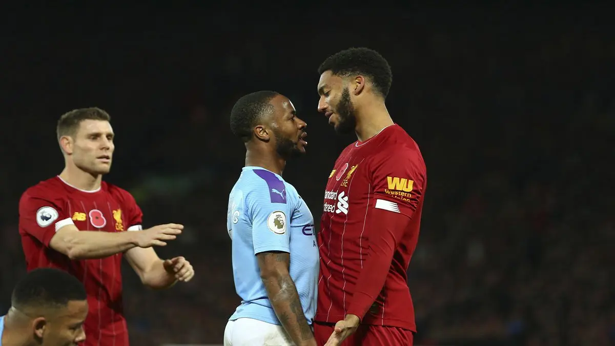 كشف تفاصيل جديدة بشأن اعتداء رحيم سترلينغ على غوميز في معسكر منتخب إنجلترا