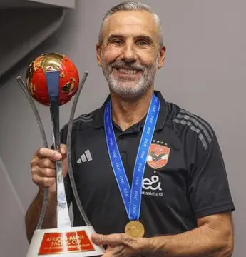 ميشيل يانكون